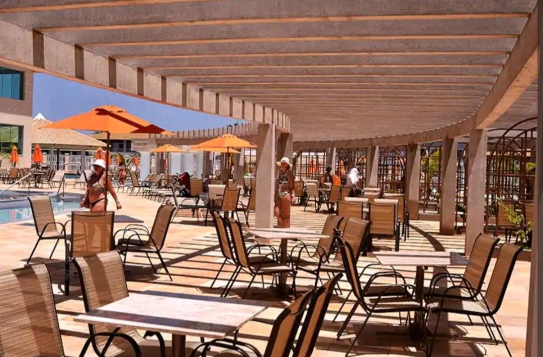 Lacqua Di'Roma Parque Com Parque Aquatico Incluso Na Diaria! Roupas De Cama E Toalhas Nao Estao Disponiveis No Servico, Devem Ser Levado Pelo Hospede! Apartment Caldas Novas Exterior photo