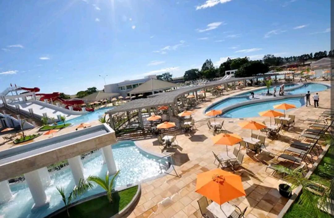 Lacqua Di'Roma Parque Com Parque Aquatico Incluso Na Diaria! Roupas De Cama E Toalhas Nao Estao Disponiveis No Servico, Devem Ser Levado Pelo Hospede! Apartment Caldas Novas Exterior photo